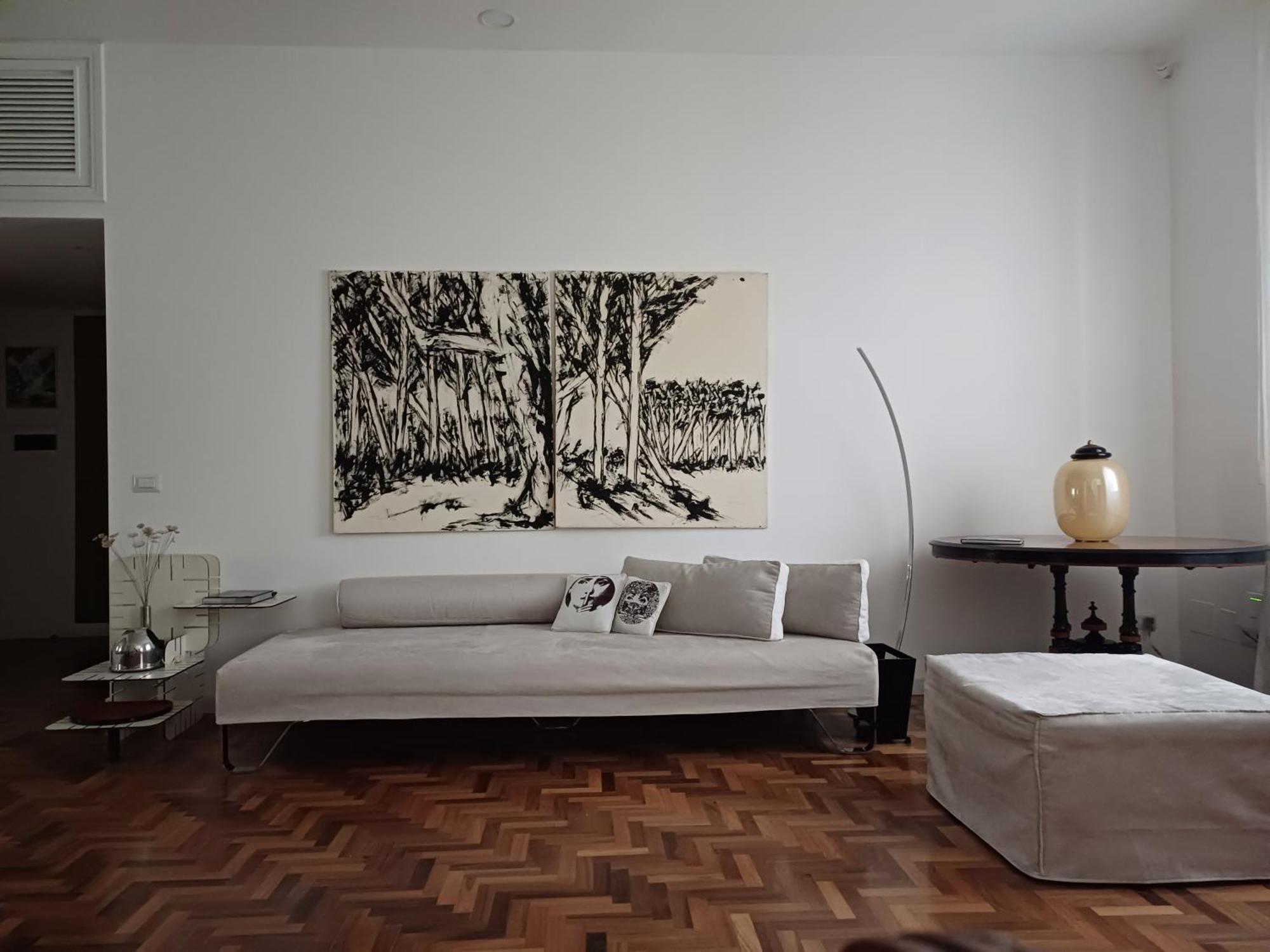 Apartment Piano 2 *